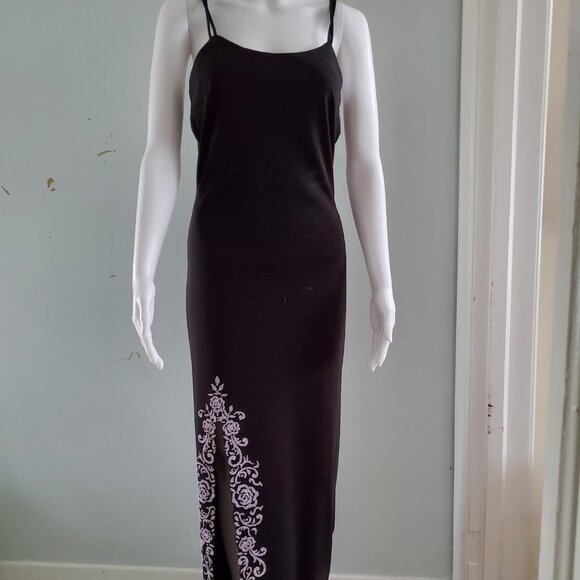 Black beaded gown - Picture 1 of 5